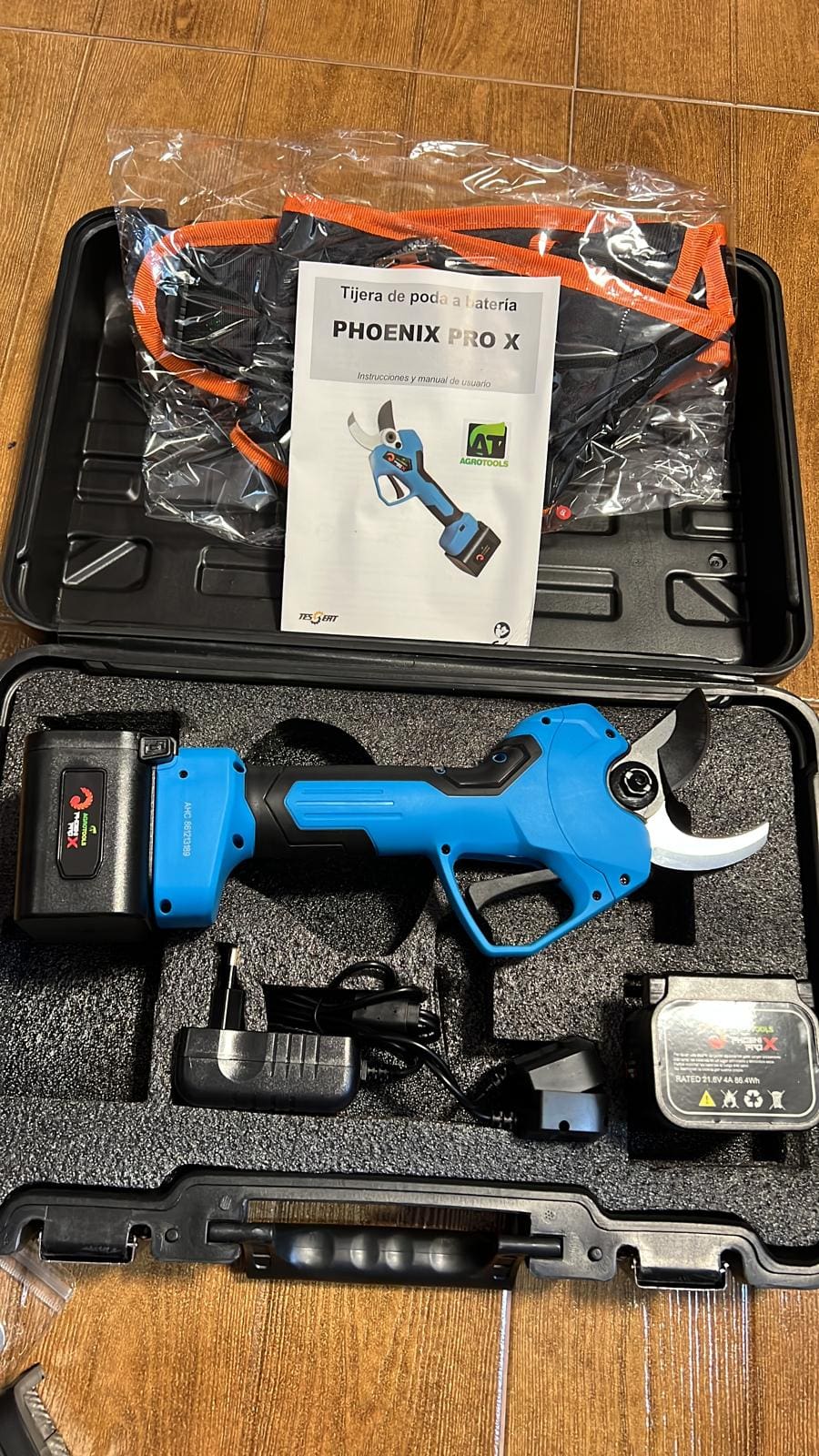 Tijera Phoenix PRO X 1200W 25V + Kit PRO - Imagen 3
